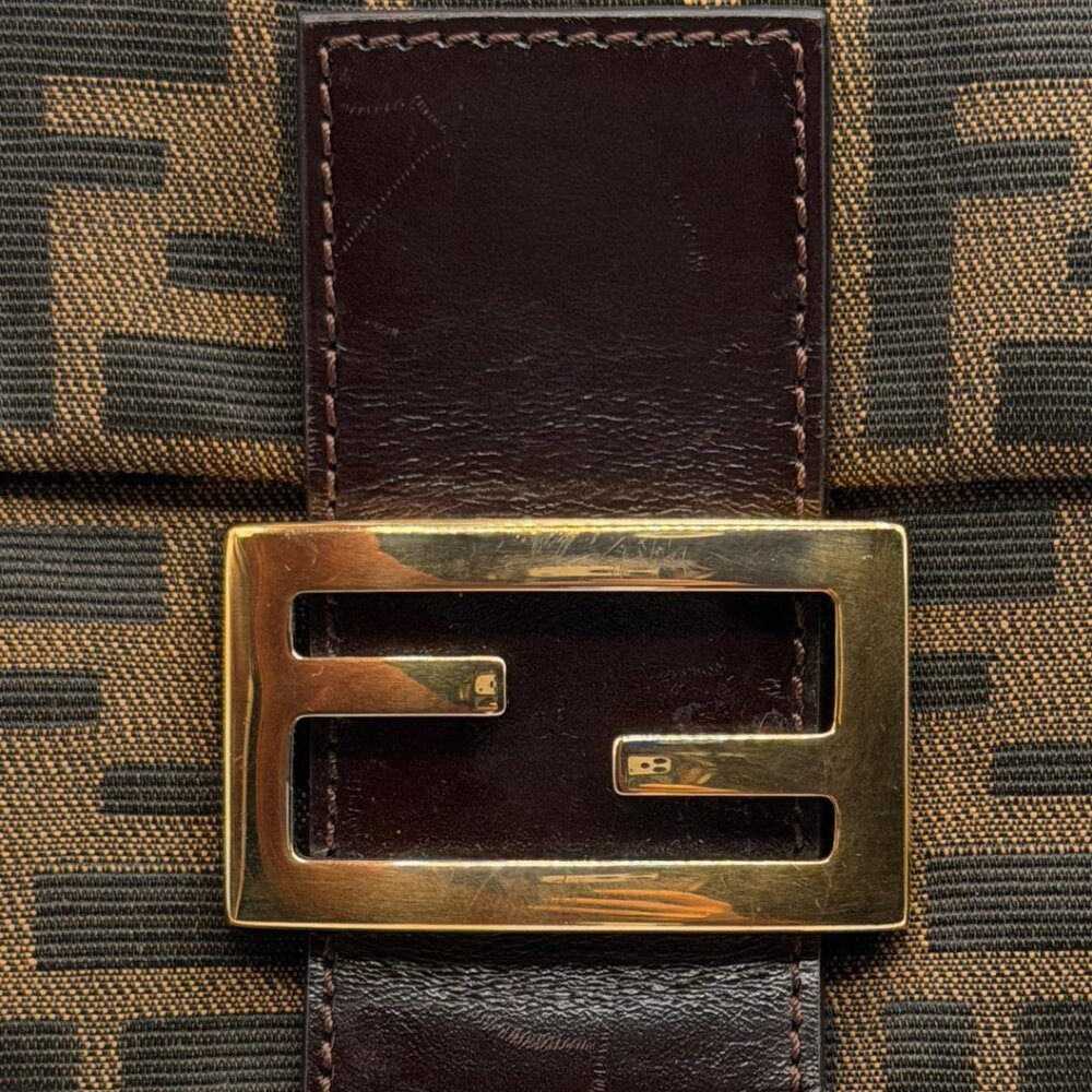 •SOLD•Vintage FENDI Zucca Baguette with Rare Gold Hardware - Picture 7 of 11